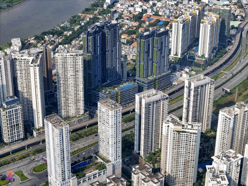 TP.HCM giao Sở Xây dựng phối hợp Công an TP, UBND các phường, xã rà soát, công bố danh mục các chung cư đủ điều kiện cho thuê lưu trú ngắn hạn, hoàn thành trước ngày 15/9. Ảnh: Quỳnh Danh